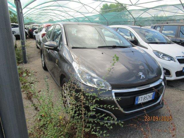 Peugeot 208 1 Serie