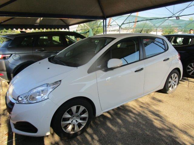 Peugeot 208 1 Serie